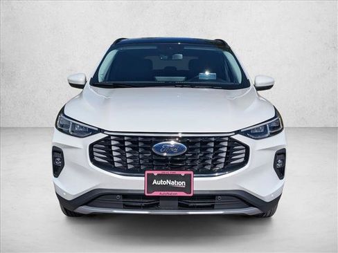 New 2026 Ford Escape SE w/ PHEV Premium Package FWD image 5