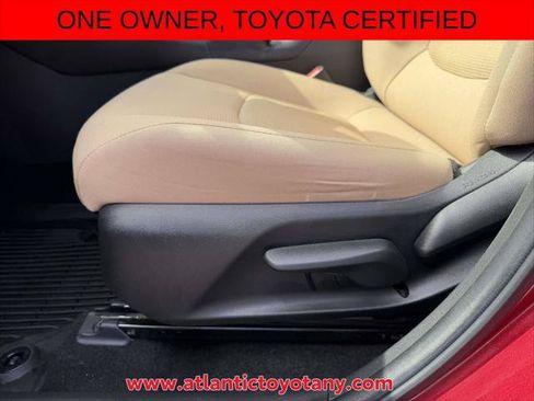 Certified 2023 Toyota RAV4 LE AWD/4WD image 23