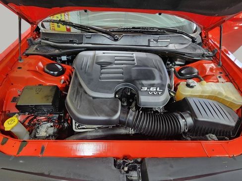 Used 2020 Dodge Challenger GT w/ Blacktop Package AWD/4WD image 28