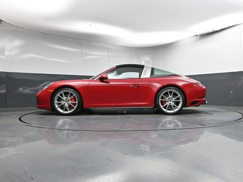 Used 2019 Porsche 911 Targa 4S image 33