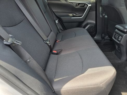 Certified 2023 Toyota RAV4 LE AWD/4WD image 17