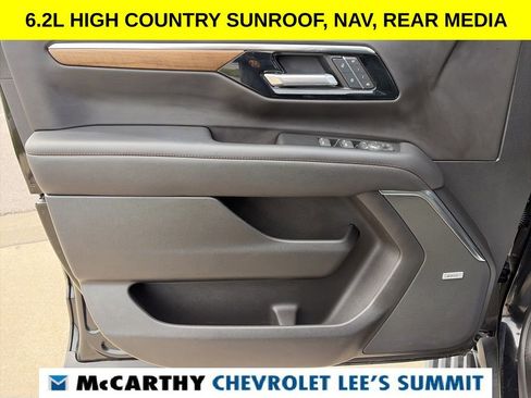 Used 2025 Chevrolet Tahoe High Country AWD/4WD image 60