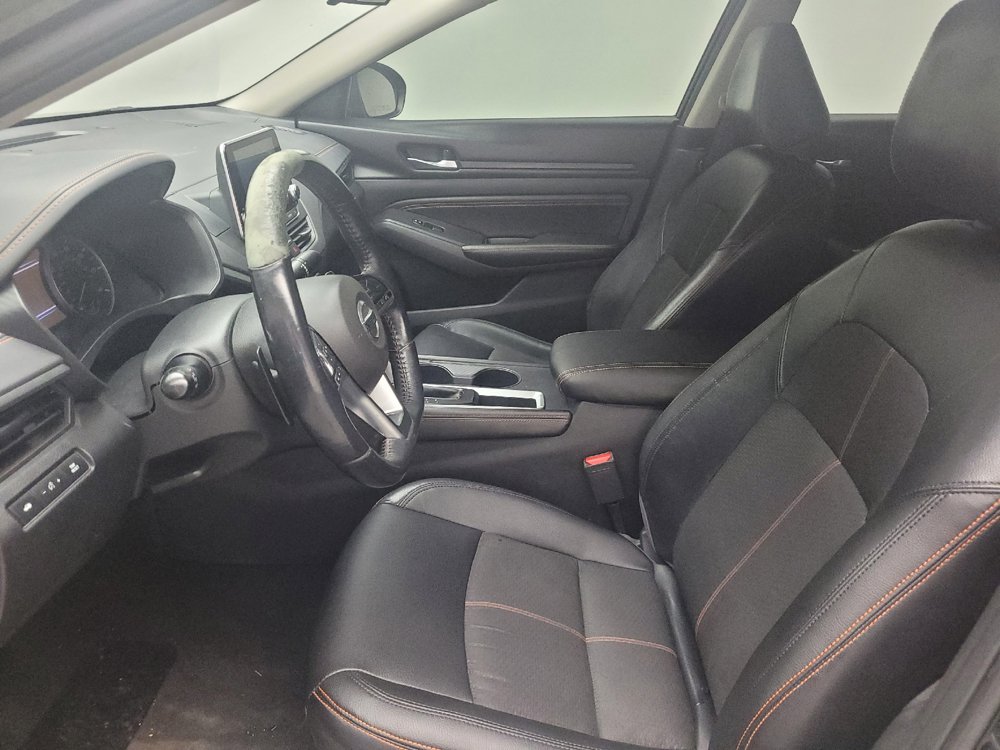 Used 2019 Nissan Altima 2.5 SR FWD image 17