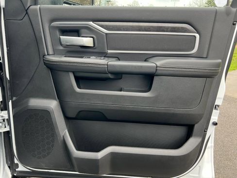 New 2024 RAM 2500 Big Horn w/ Night Edition image 31