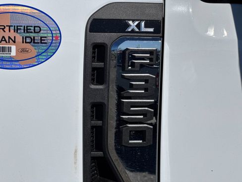 New 2026 Ford F350 XL w/ XL Chrome Package image 27