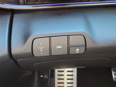 Used 2022 Hyundai Elantra N FWD image 22