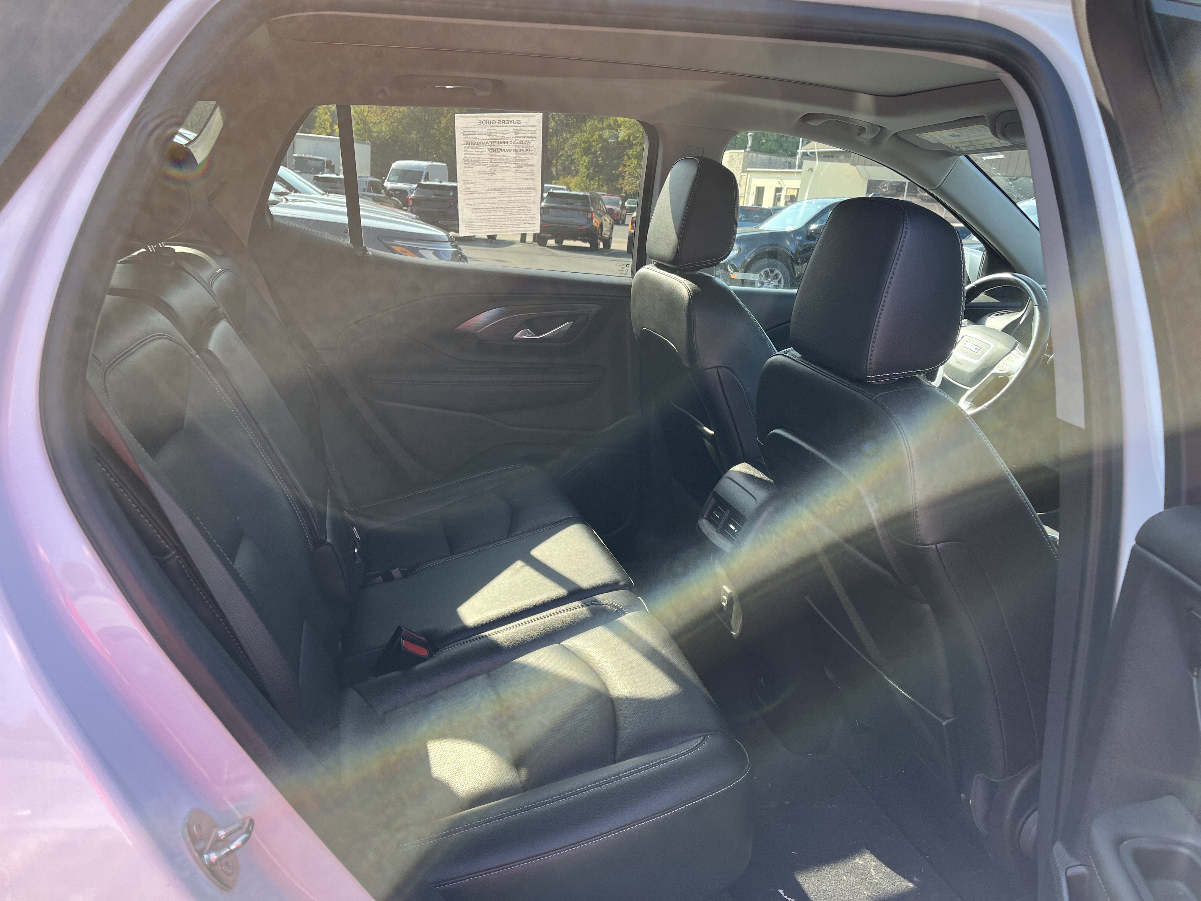 Used 2022 GMC Terrain SLT w/ Infotainment Package II AWD/4WD image 7