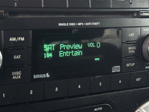 Used 2016 Jeep Wrangler Unlimited Sahara image 14