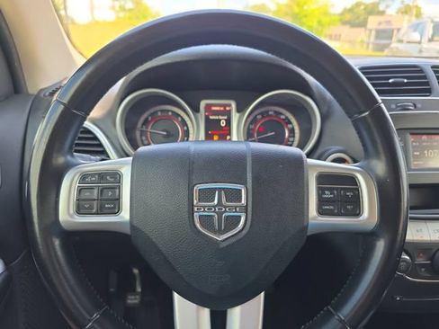 Used 2019 Dodge Journey SE w/ Connectivity Group FWD image 20