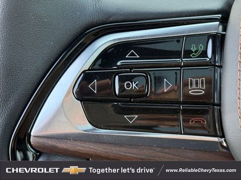 Used 2025 Jeep Grand Cherokee L Summit w/ Obsidian Package image 11