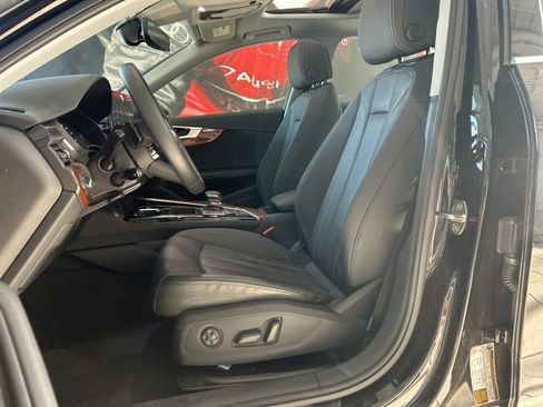 Used 2023 Audi A4 2.0T Premium w/ Convenience Package image 10
