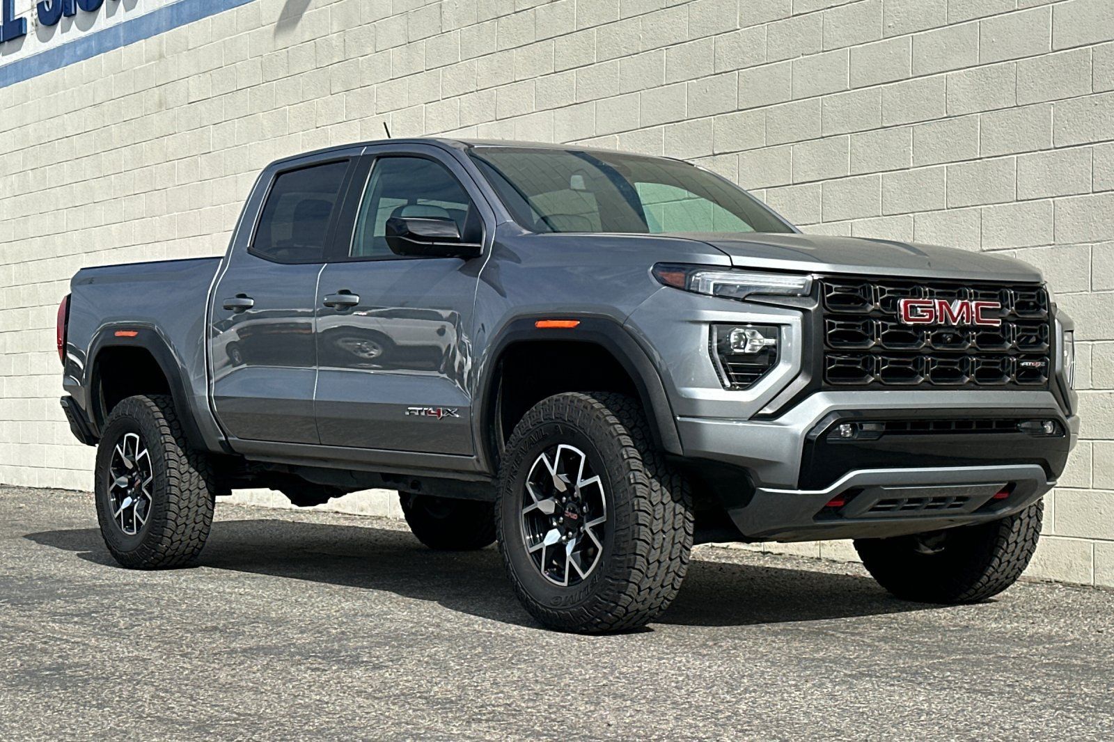 Certified 2024 GMC Canyon AT4X AWD/4WD image 2