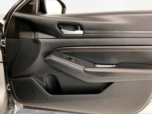 Used 2021 Nissan Altima 2.5 SR image 23