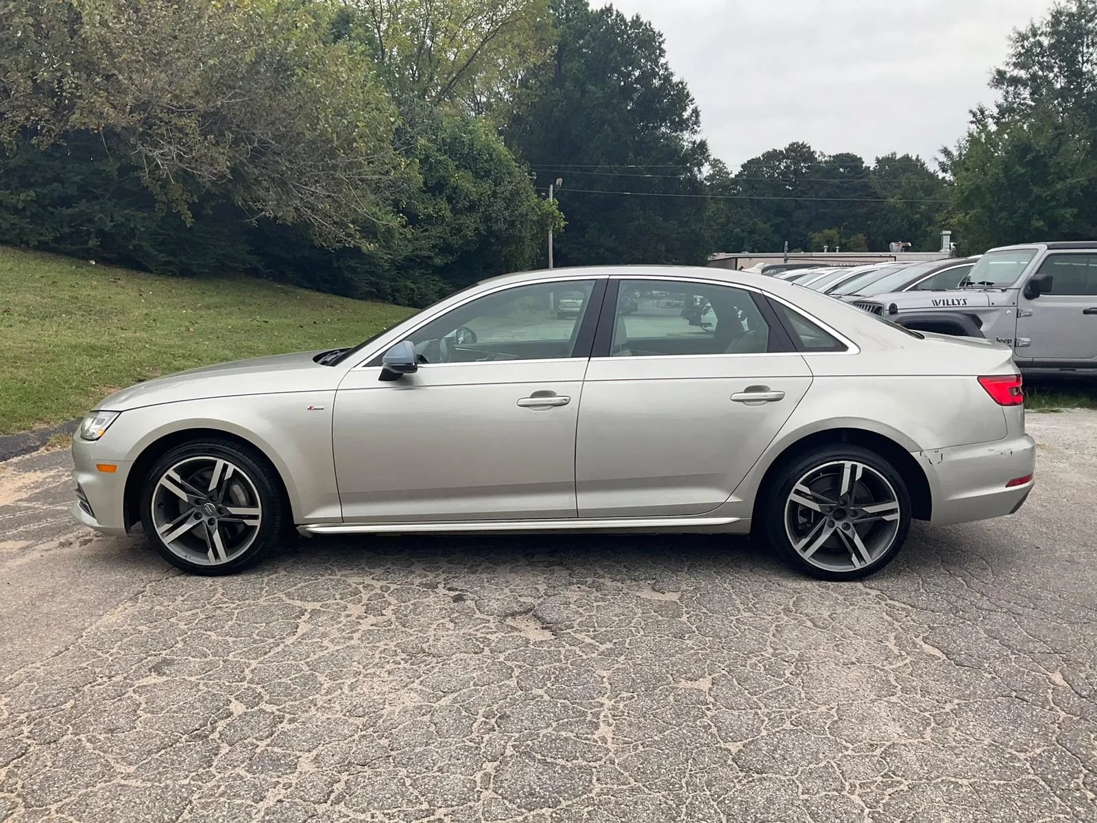 Used 2017 Audi A4 2.0T Premium Plus AWD/4WD image 6
