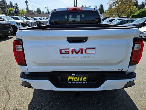 New 2026 GMC Canyon AT4 AWD/4WD image 10