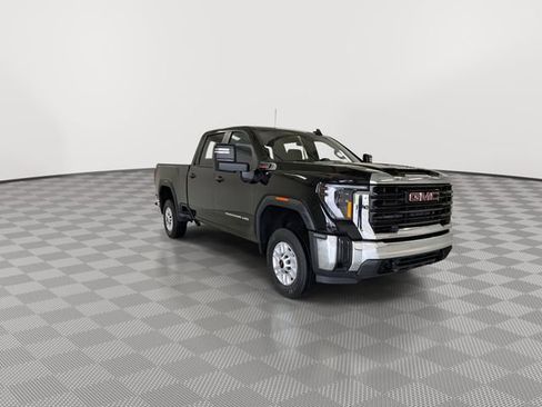 Certified 2024 GMC Sierra 2500 Pro AWD/4WD image 2