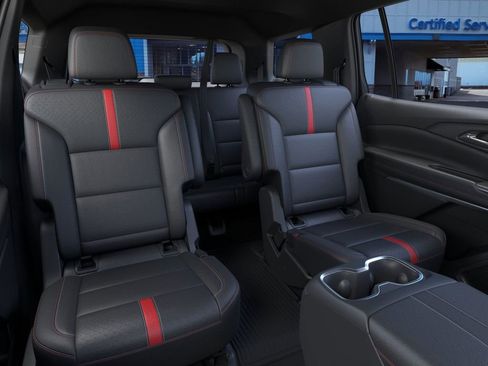 New 2026 Chevrolet Traverse RS w/ LPO, Floor Liner Package image 18