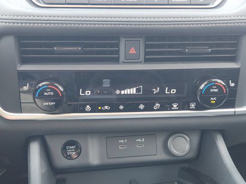 New 2026 Nissan Rogue SV w/ Cold Weather Package FWD image 18
