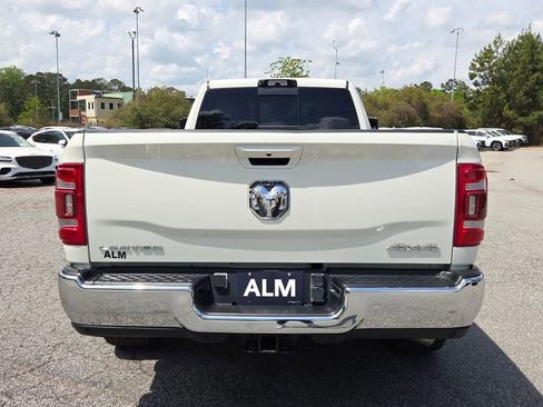 Used 2024 RAM 3500 Limited image 11