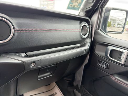 Used 2020 Jeep Gladiator Rubicon AWD/4WD image 25