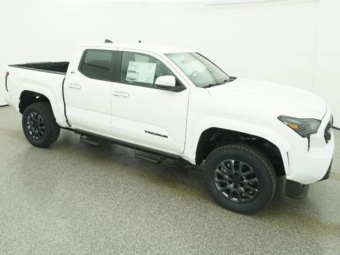 New 2026 Toyota Tacoma SR5 AWD/4WD image 35