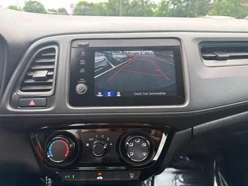 Used 2019 Honda HR-V Sport image 28