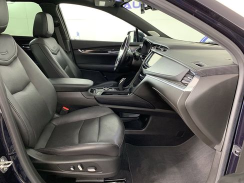 Used 2021 Cadillac XT5 Premium Luxury image 39