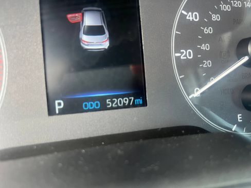 Used 2024 Toyota Corolla LE FWD image 18