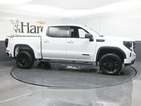 Used 2023 GMC Sierra 1500 Elevation image 1