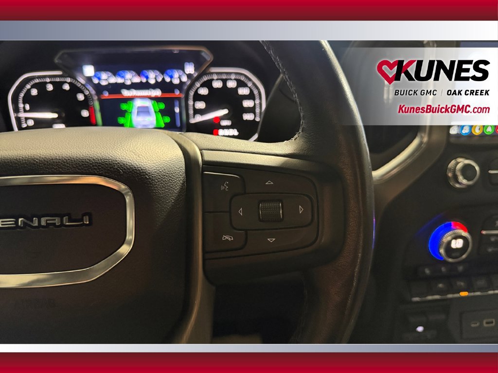 Used 2022 GMC Sierra 1500 Denali w/ Denali Premium Package AWD/4WD image 18
