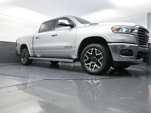 New 2026 RAM 1500 Laramie w/ Chrome Appearance Group AWD/4WD image 19