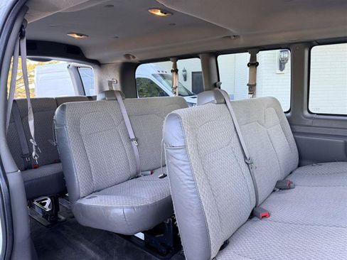 Used 2012 Chevrolet Express 2500 LS RWD image 15
