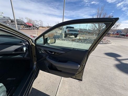 Used 2025 Subaru Outback Onyx Edition image 29