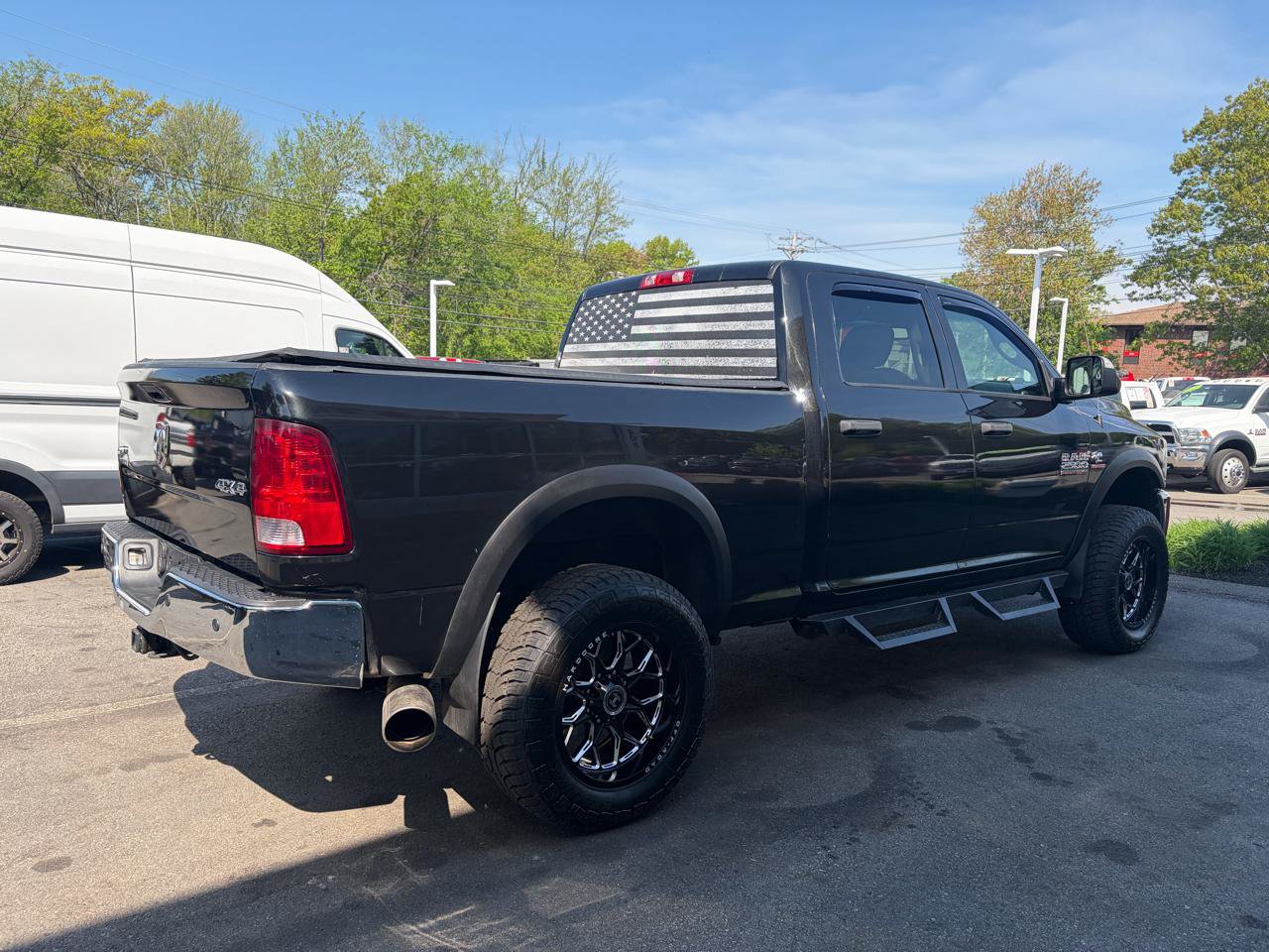 Used 2016 RAM 2500 Tradesman w/ Chrome Appearance Group AWD/4WD image 7