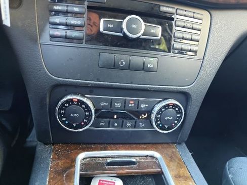 Used 2015 Mercedes-Benz GLK 350 4MATIC image 12