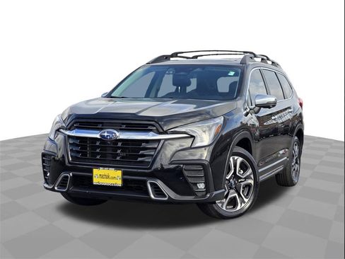 Used 2023 Subaru Ascent Touring image 1