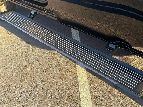New 2026 Jeep Grand Wagoneer Limited AWD/4WD image 10