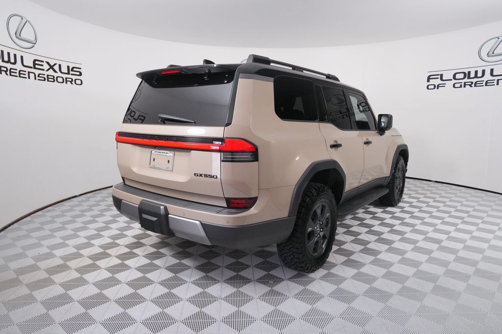 Used 2024 Lexus GX 550 AWD/4WD image 7