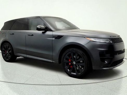Used 2025 Land Rover Range Rover Sport Dynamic SE AWD/4WD image 3