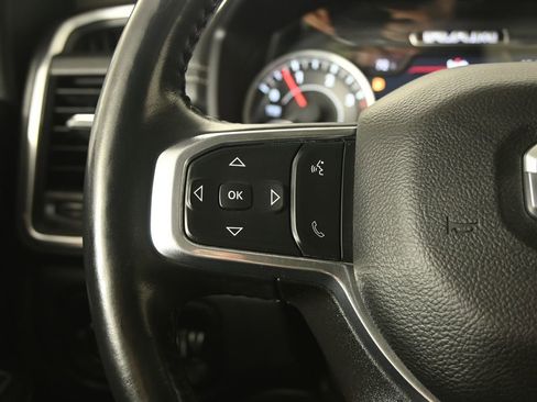 Used 2023 RAM 2500 Laramie AWD/4WD image 36