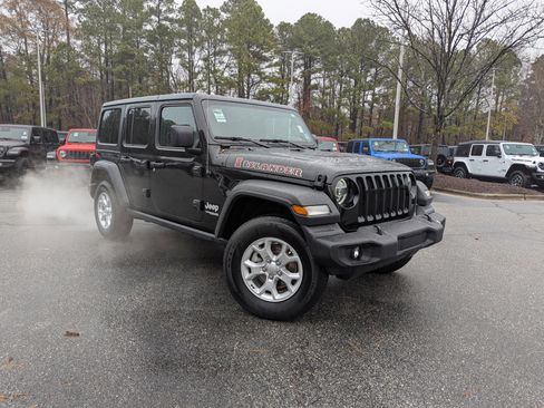 Used 2021 Jeep Wrangler Unlimited Sport image 3