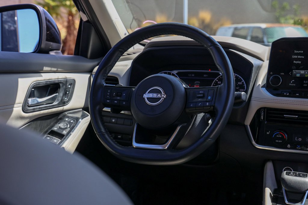 Used 2023 Nissan Rogue SL w/ SL Premium Package FWD image 25