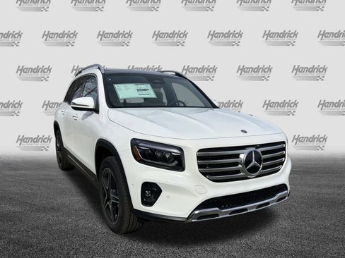 New 2026 Mercedes-Benz GLB 250 image 2