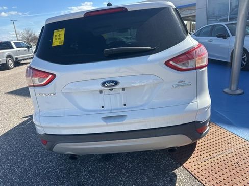 Used 2016 Ford Escape SE image 32