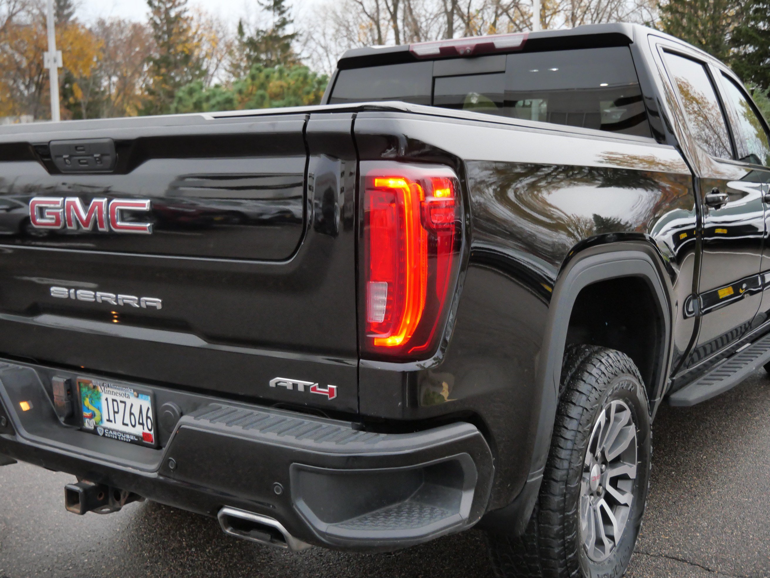 Used 2021 GMC Sierra 1500 AT4 w/ AT4 Premium Package AWD/4WD image 17