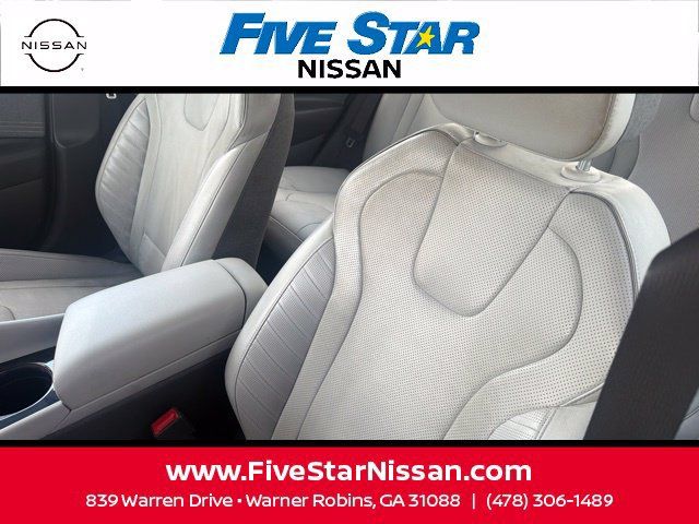 Used 2023 Hyundai Elantra Limited FWD image 28