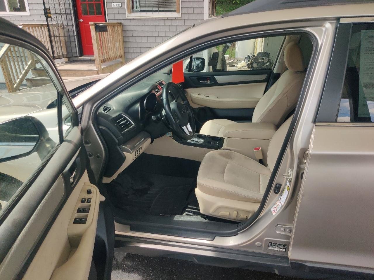 Used 2017 Subaru Outback 2.5i Premium AWD/4WD image 12