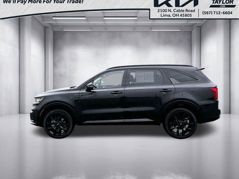 Used 2023 Kia Sorento SX AWD/4WD image 3