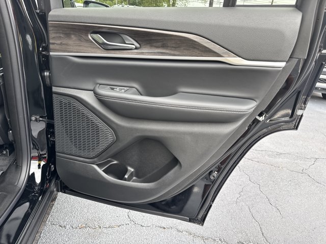 New 2027 Jeep Grand Cherokee 4WD image 15