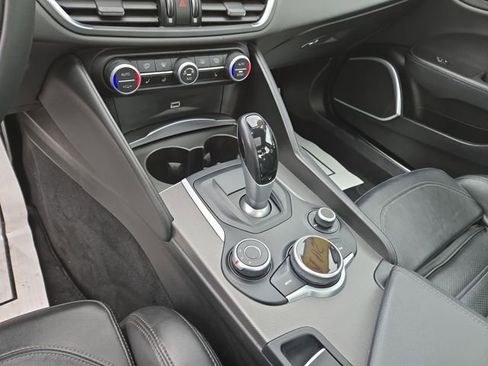 Used 2018 Alfa Romeo Giulia Ti Sport w/ Quick Order Package 22U Sport image 17